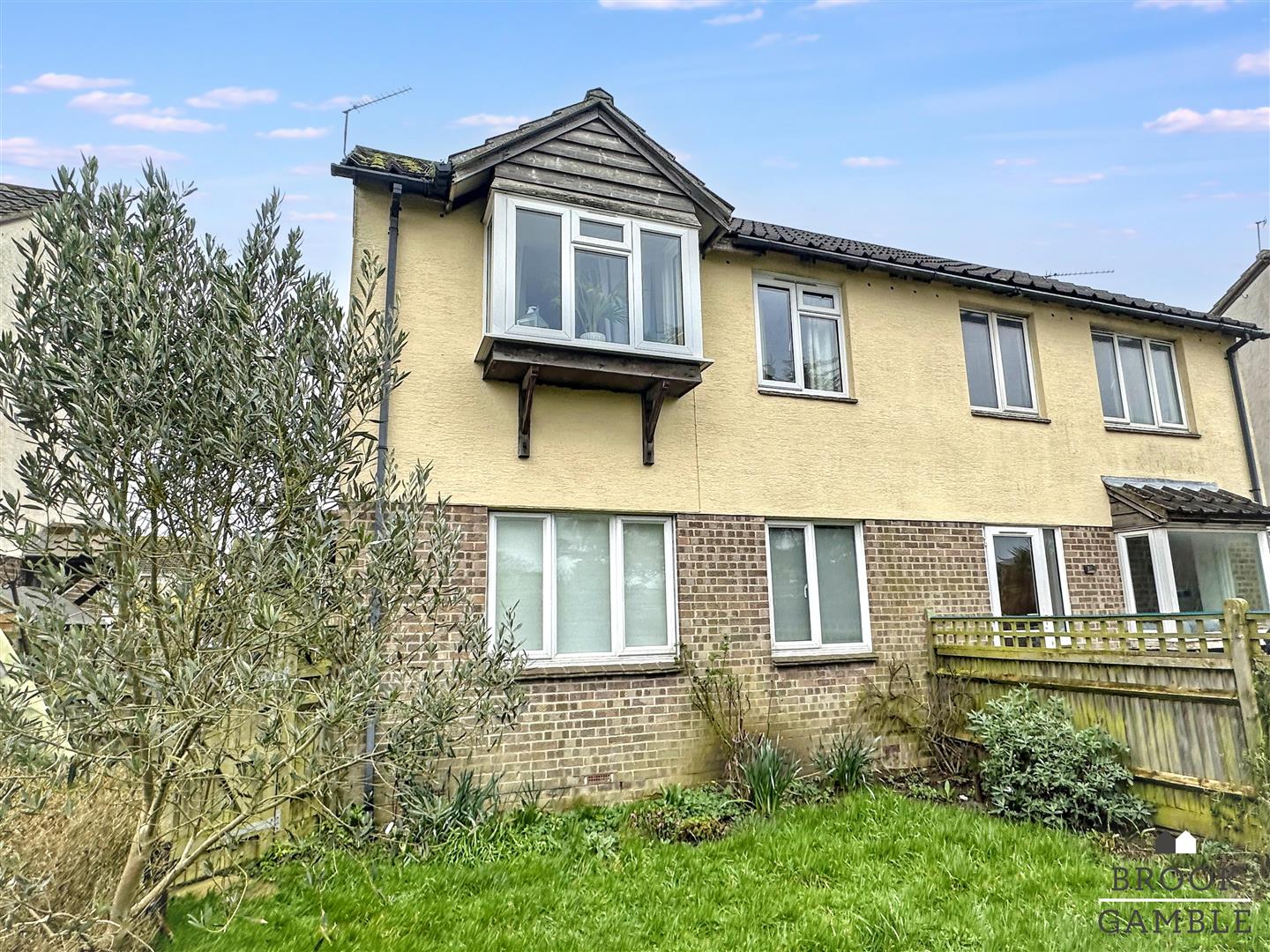 1 Bedroom Flat. Wordsworth Drive in Eastbourne, East Sussex 11